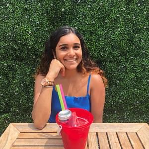 Meet your Posher, Priya